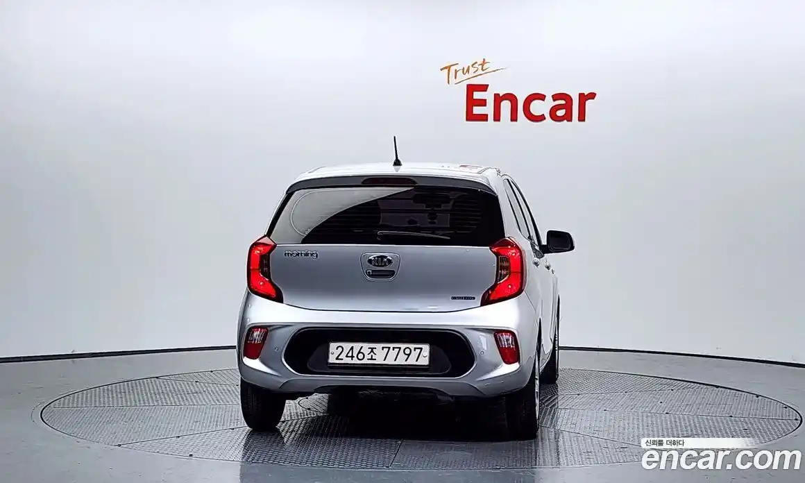 Kia Morning 2019 1.0 Автомат в Москве № 108869, фото 4