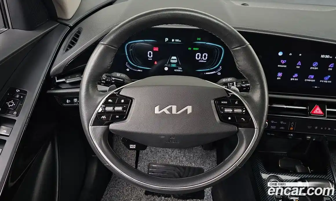 Kia Niro 2022 1.6 Автомат в Москве № 108885, фото 12