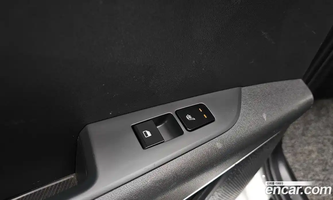 Kia Niro 2022 1.6 Автомат в Москве № 108885, фото 18