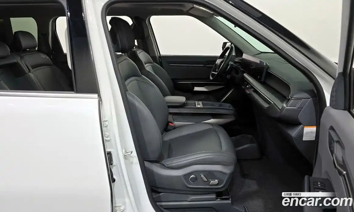 Kia EV9 2024 0.2 Автомат в Москве № 108901, фото 11