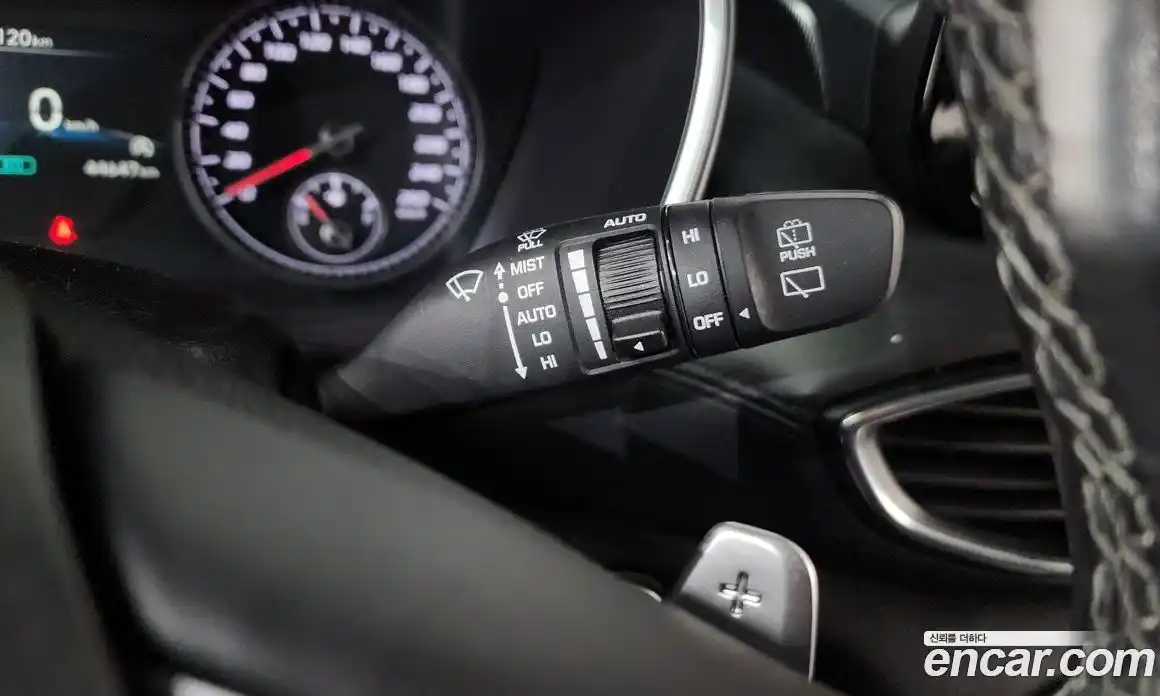 Hyundai Santa Fe 2023 2.2 Автомат в Москве № 111614, фото 14