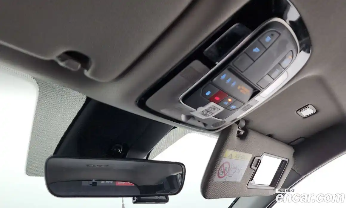 Hyundai Santa Fe 2023 2.2 Автомат в Москве № 111614, фото 18