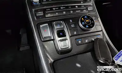 Hyundai Santa Fe 2023 2.2 Автомат в Москве № 111614, миниатюра 9