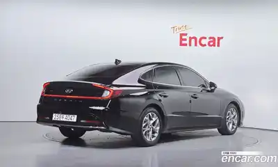 Hyundai Sonata 2023 2.0 Автомат в Москве № 113490, миниатюра 2