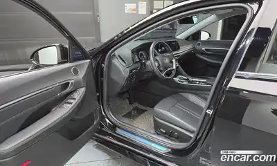 Hyundai Sonata 2023 2.0 Автомат в Москве № 113490, миниатюра 10