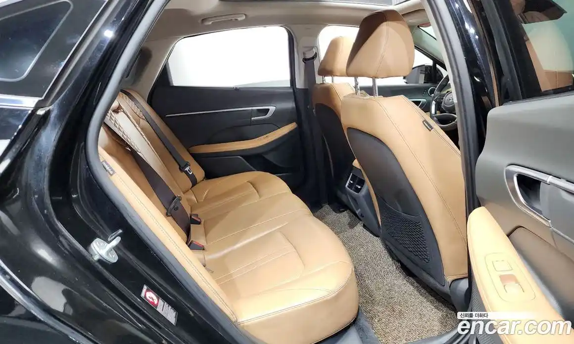 Hyundai Sonata 2020 2.0 Автомат в Москве № 113532, фото 11