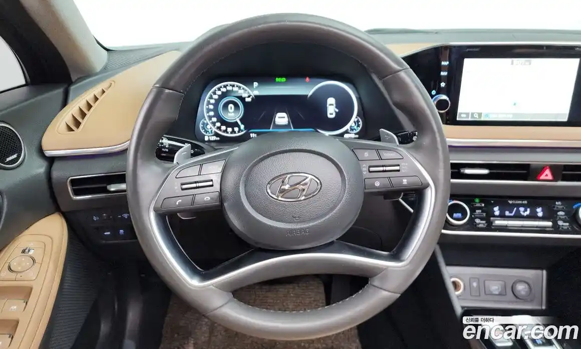 Hyundai Sonata 2020 2.0 Автомат в Москве № 113532, фото 12