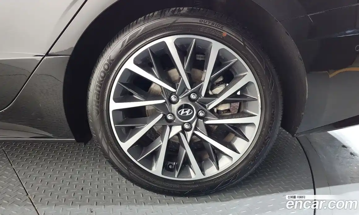 Hyundai Sonata 2020 2.0 Автомат в Москве № 113532, фото 4