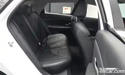 Hyundai Avante 2024 1.6 Автомат в Москве № 113579, миниатюра 12