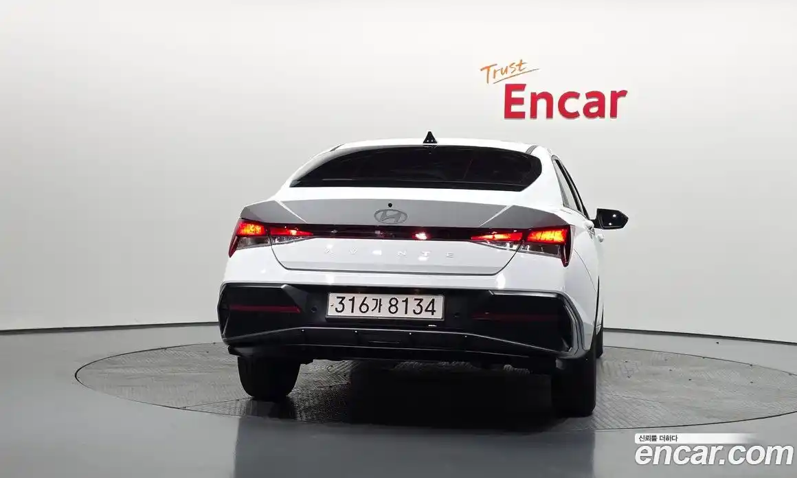 Hyundai Avante 2024 1.6 Автомат в Москве № 113579, фото 4