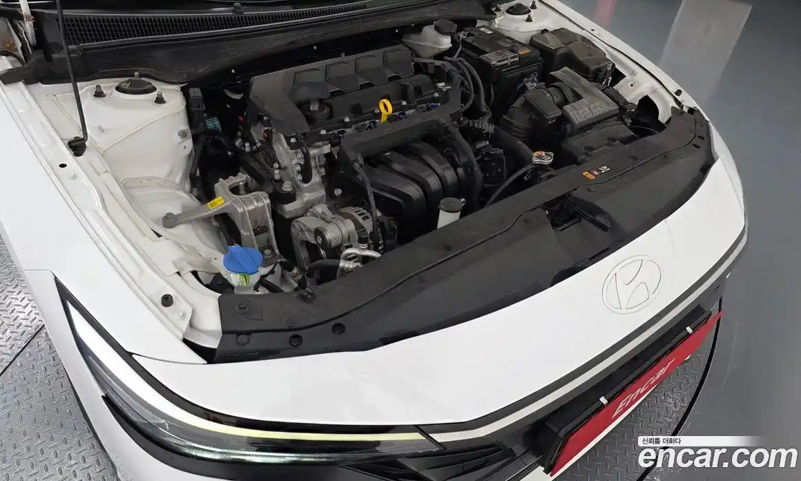 Hyundai Avante 2024 1.6 Автомат в Москве № 113579, фото 6