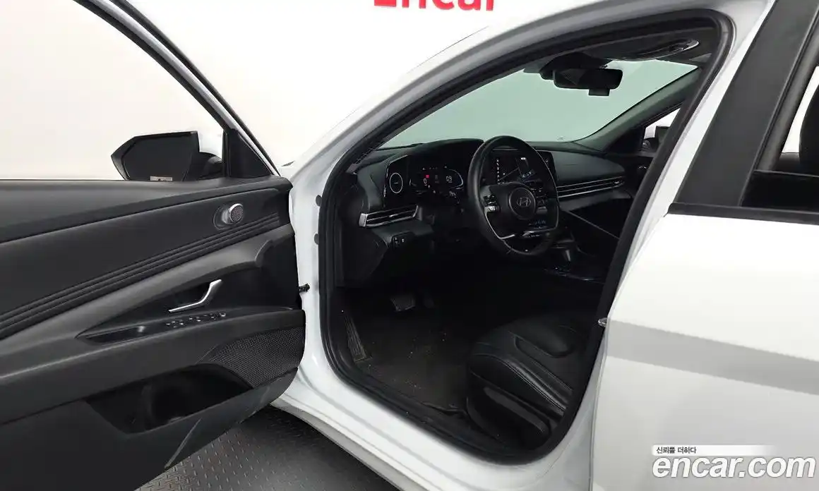 Hyundai Avante 2024 1.6 Автомат в Москве № 113579, фото 10