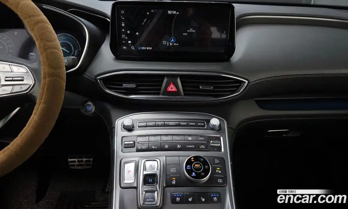 Hyundai Santa Fe 2023 1.6 Автомат в Москве № 113599, фото 17