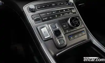 Hyundai Santa Fe 2023 1.6 Автомат в Москве № 113599, миниатюра 9