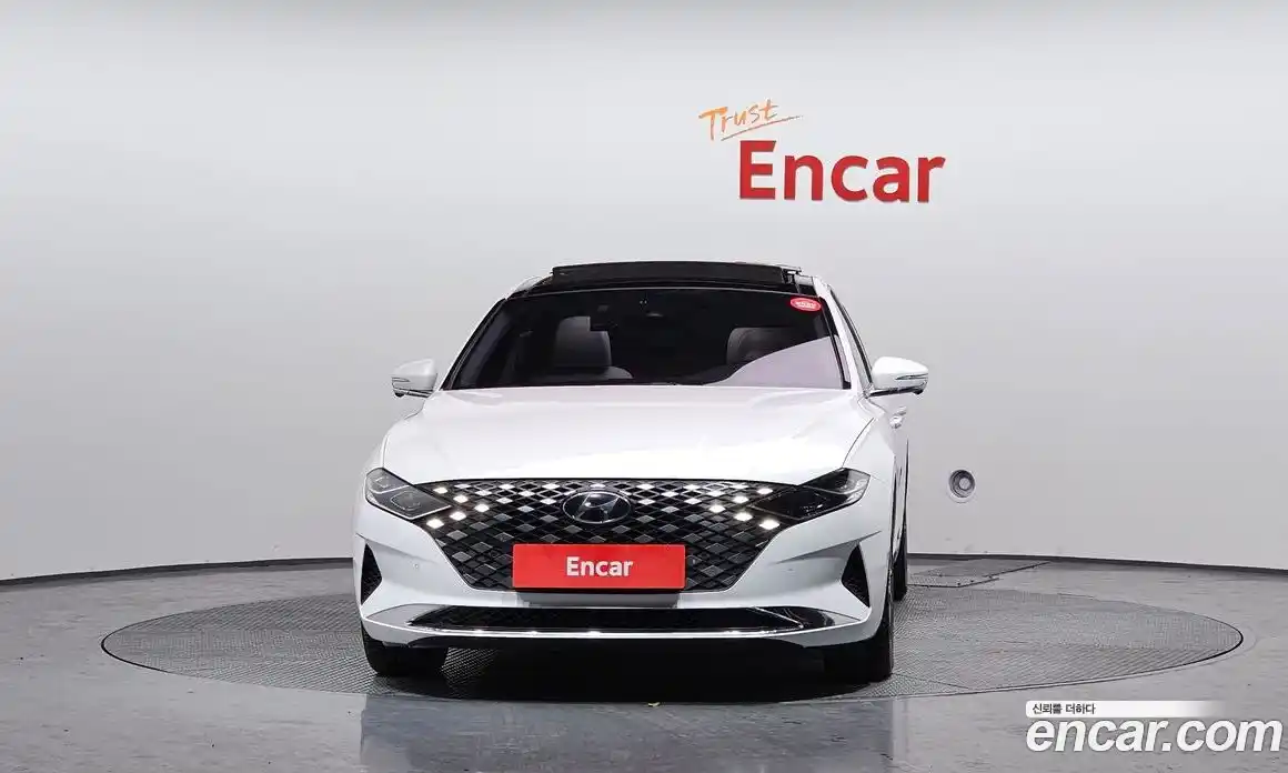 Hyundai Grandeur 2022 2.5 Автомат в Москве № 113623, фото 3