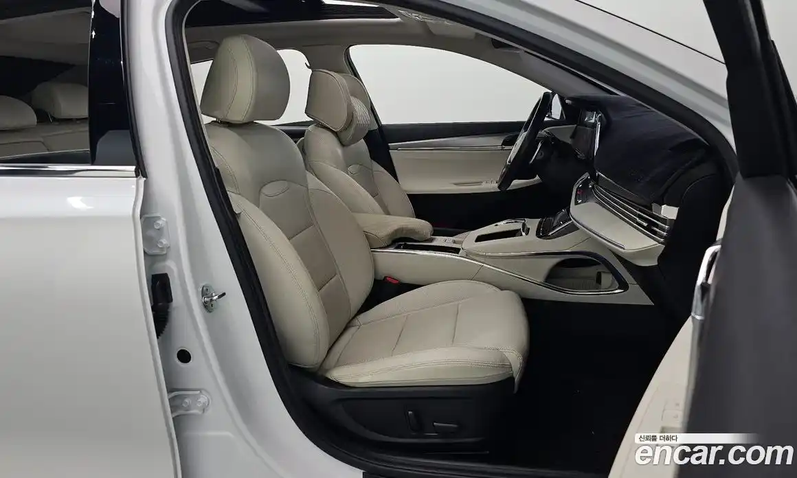 Hyundai Grandeur 2022 2.5 Автомат в Москве № 113623, фото 10