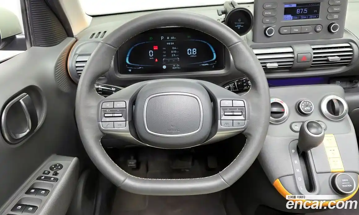 Hyundai Casper 2022 1.0 Автомат в Москве № 113625, фото 13