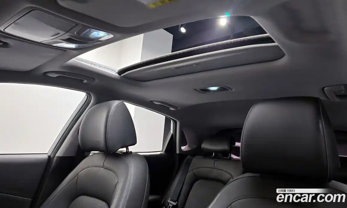 Hyundai Kona 2019 0.2 Автомат в Москве № 113658, фото 17