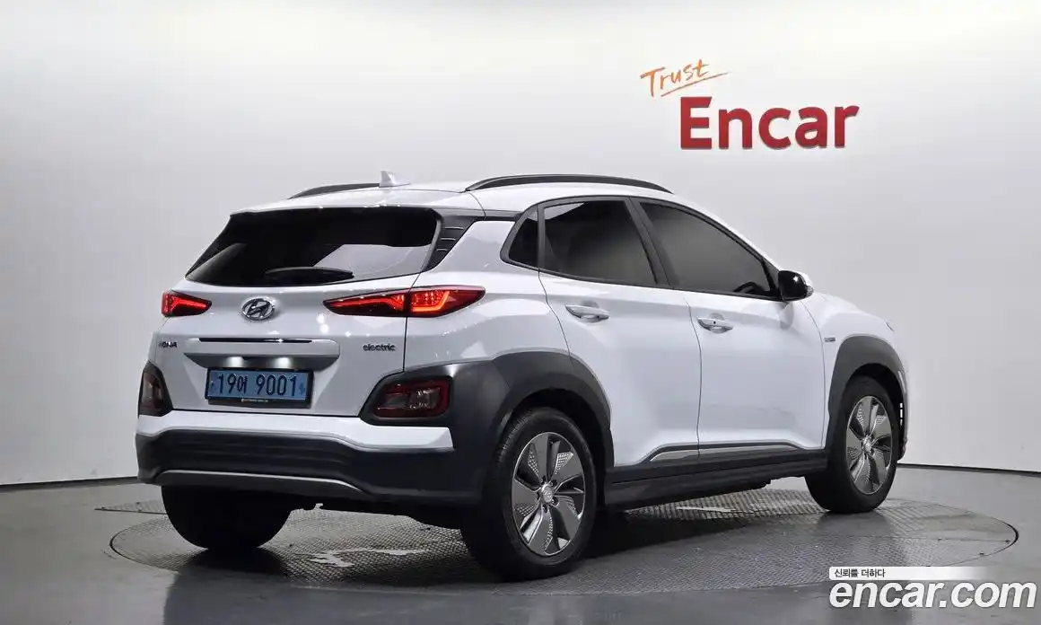 Hyundai Kona 2019 0.2 Автомат в Москве № 113658, фото 2