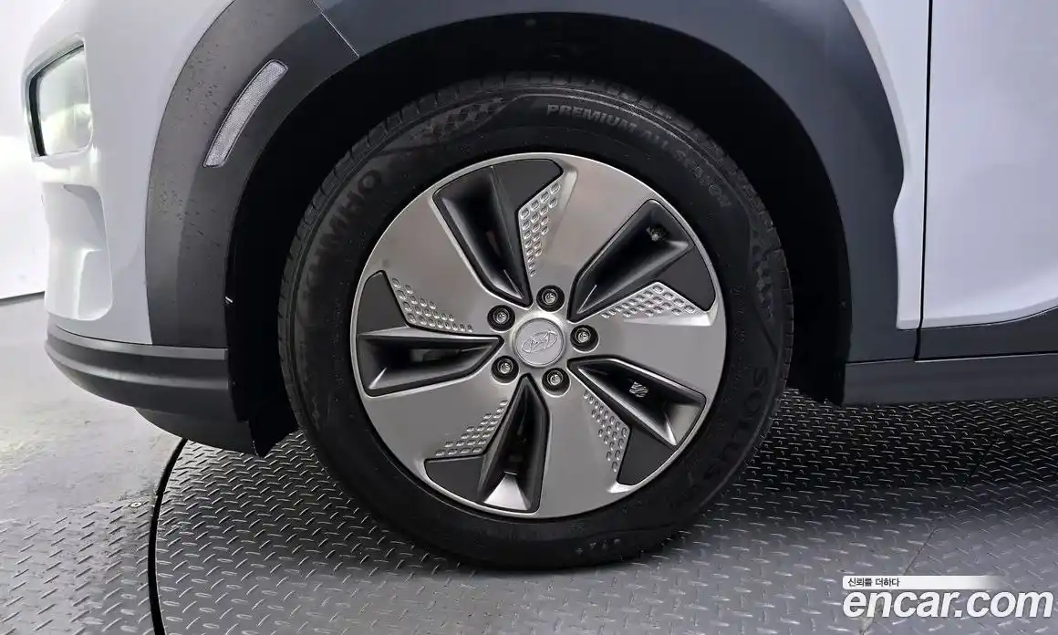 Hyundai Kona 2019 0.2 Автомат в Москве № 113658, фото 5