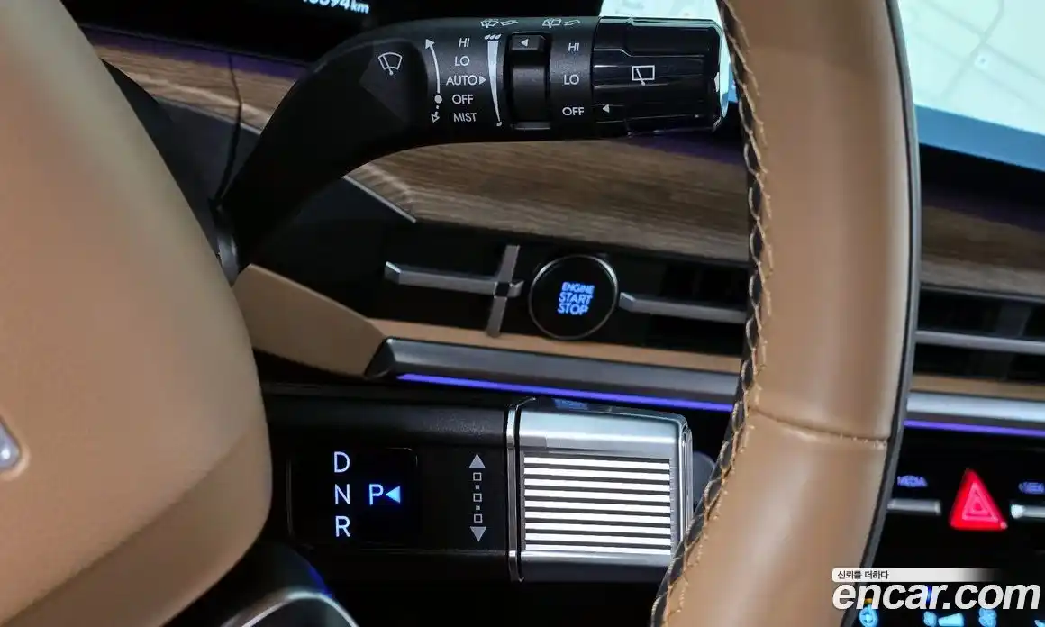 Hyundai Santa Fe 2024 2.5 Автомат в Москве № 113677, фото 9