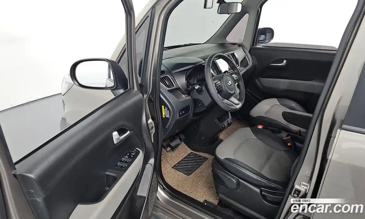 Kia Ray 2020 1.0 Автомат в Москве № 114934, фото 10