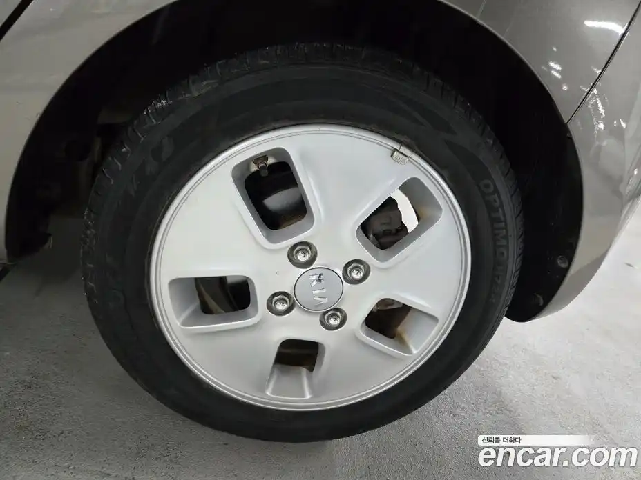 Kia Ray 2018 1.0 Автомат в Москве № 120911, фото 19