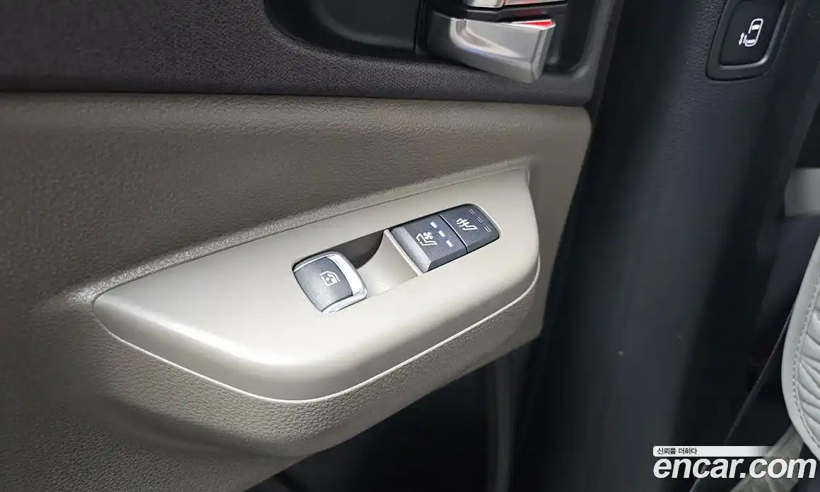 Kia Canival 2025 2.2 Автомат в Москве № 121446, фото 18