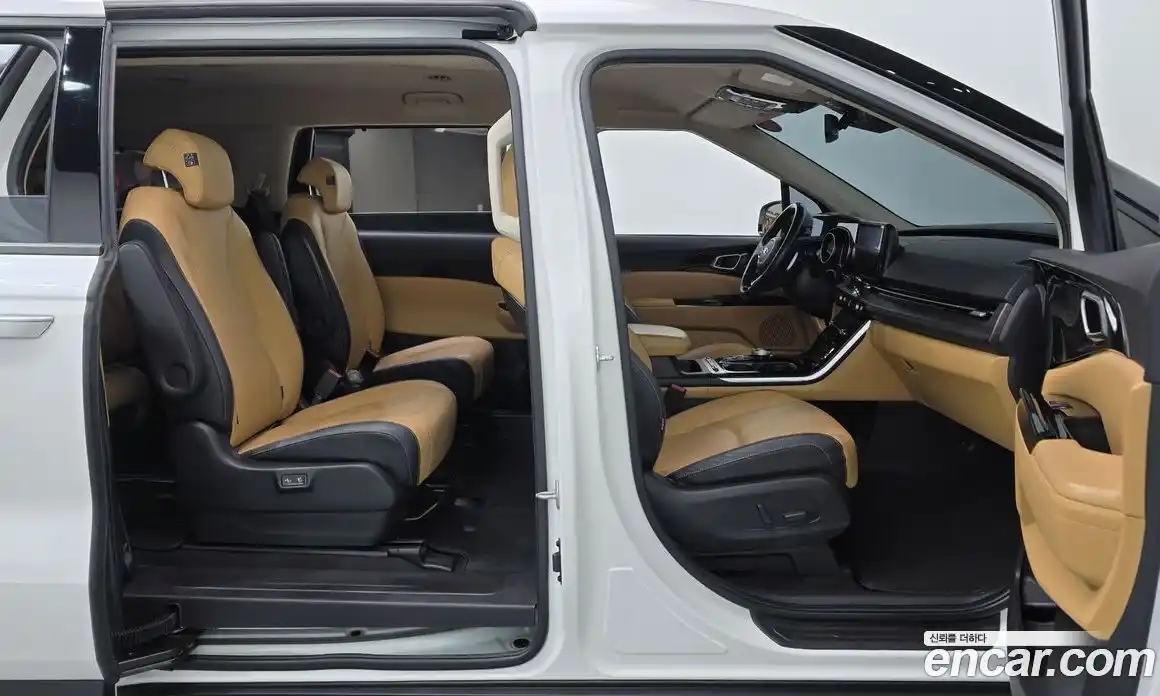 Kia Canival 2021 2.2 Автомат в Москве № 124798, фото 11