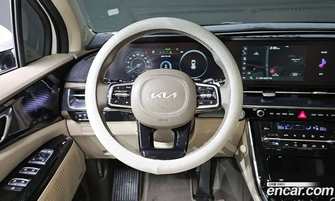 Kia Canival 2023 3.5 Автомат в Москве № 124855, фото 13