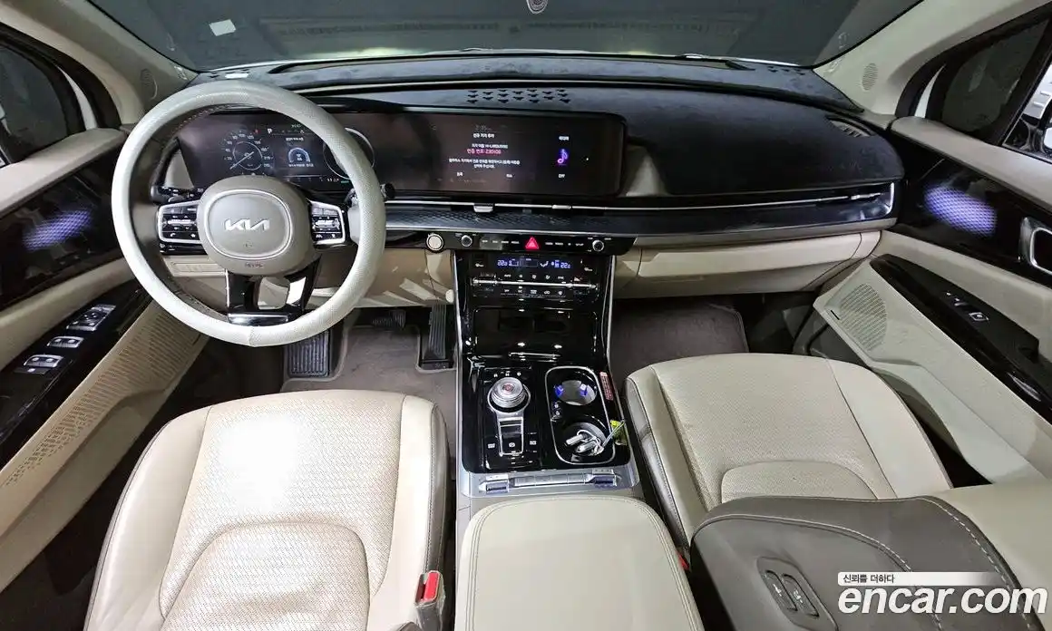 Kia Canival 2023 3.5 Автомат в Москве № 124855, фото 7