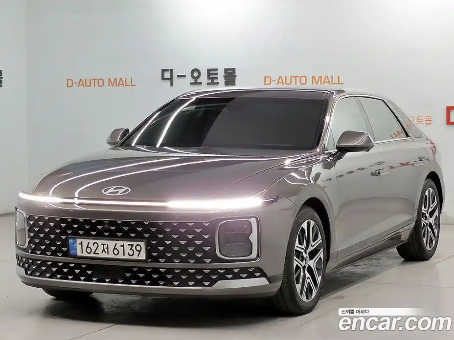 Hyundai Grandeur 2023 2.5 Автомат в Москве № 127232, фото 1