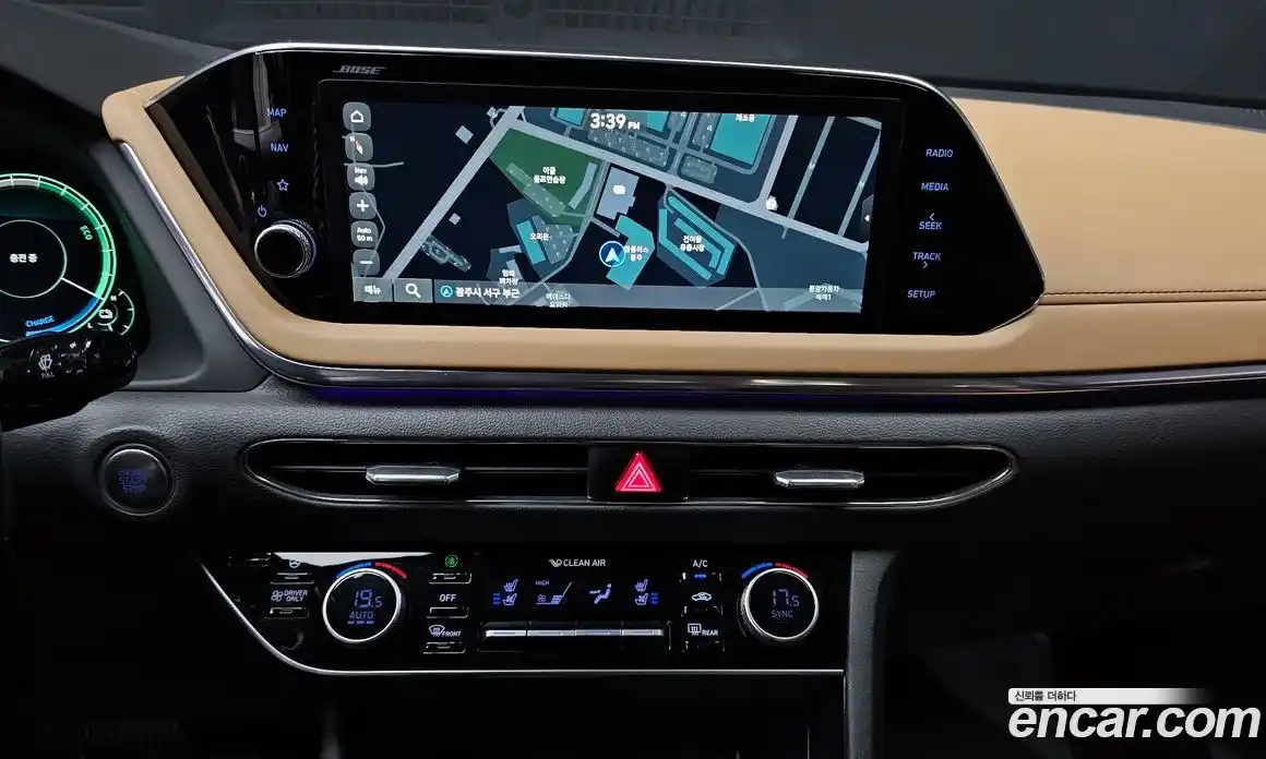 Hyundai Sonata 2022 2.0 Автомат в Москве № 127233, фото 13