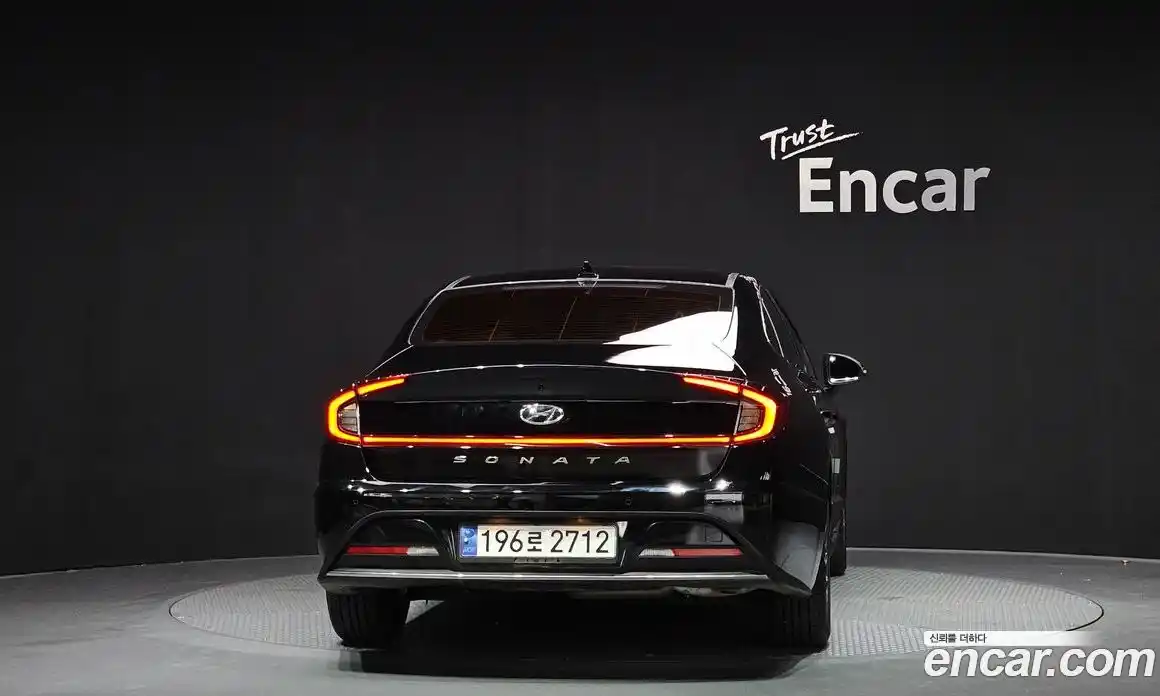 Hyundai Sonata 2022 2.0 Автомат в Москве № 127233, фото 4