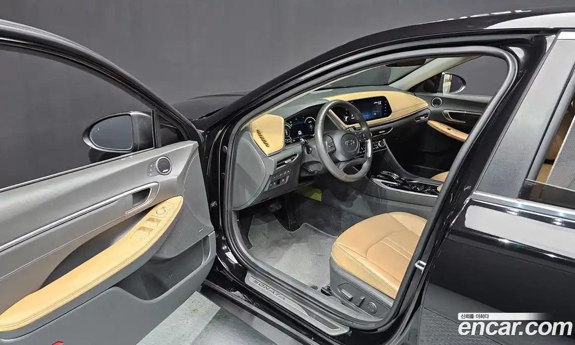 Hyundai Sonata 2022 2.0 Автомат в Москве № 127233, фото 10