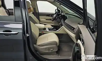 Kia Canival 2023 3.5 Автомат в Москве № 128313, миниатюра 11