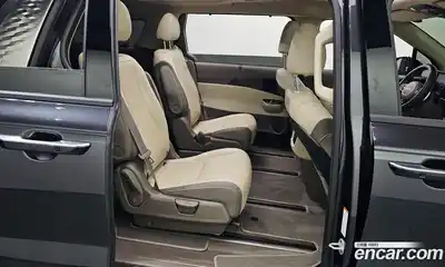 Kia Canival 2023 3.5 Автомат в Москве № 128313, миниатюра 12