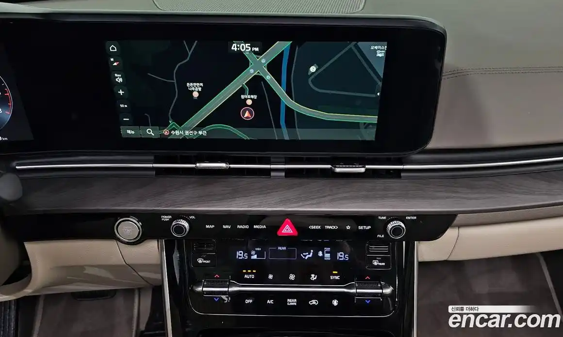 Kia Canival 2023 3.5 Автомат в Москве № 128313, фото 14