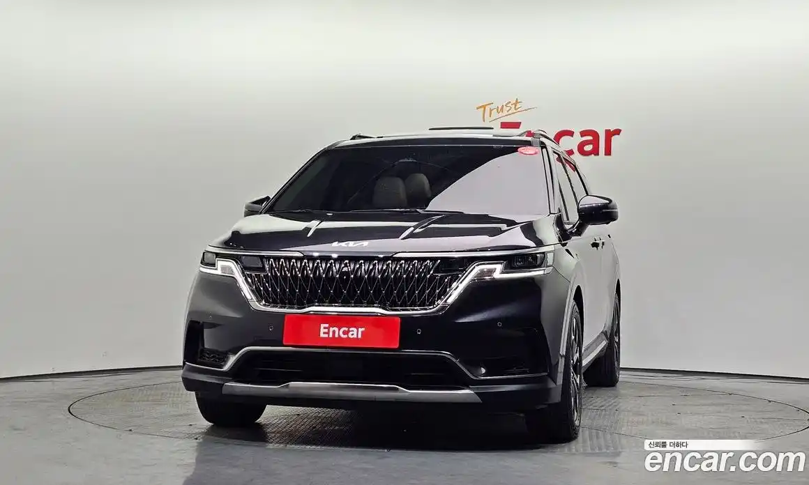 Kia Canival 2023 3.5 Автомат в Москве № 128313, фото 3