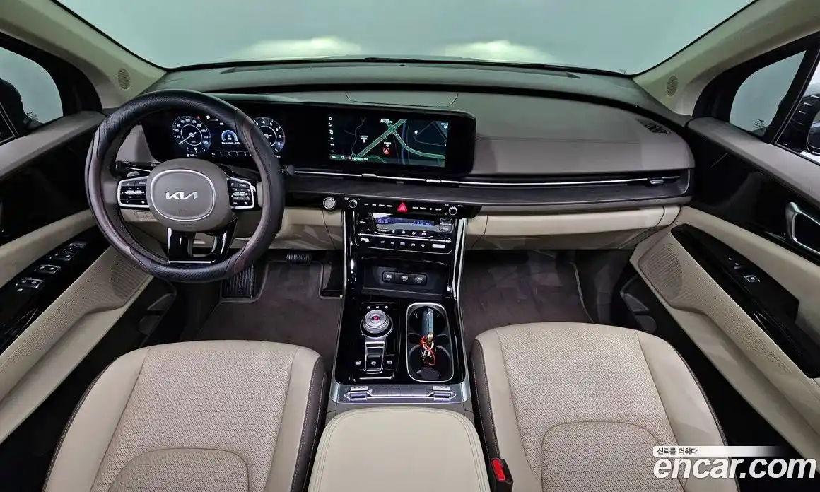 Kia Canival 2023 3.5 Автомат в Москве № 128313, фото 7