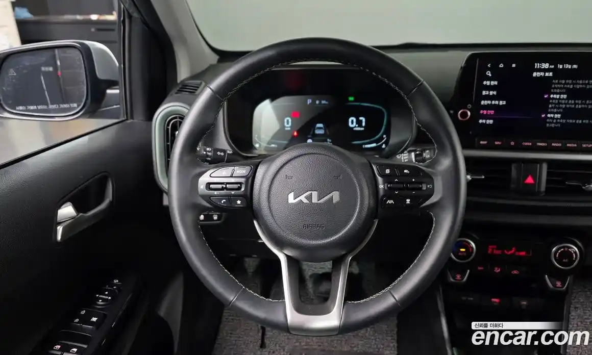 Kia Morning 2024 1.0 Автомат в Москве № 128340, фото 13