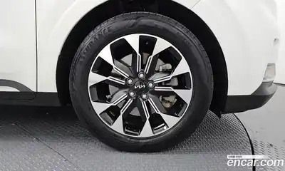 Kia Canival 2023 2.2 Автомат в Москве № 133928, миниатюра 5