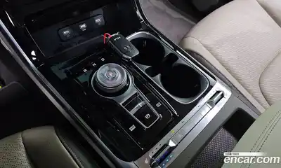 Kia Canival 2023 2.2 Автомат в Москве № 133928, миниатюра 9