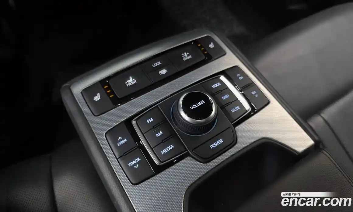 Genesis G80 2018 3.3 Автомат в Москве № 136454, фото 19