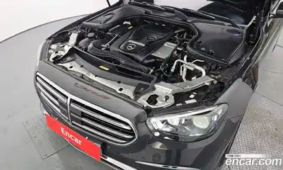 Mercedes-Benz E-Class 2021 2.0 Автомат в Москве № 139110, миниатюра 6