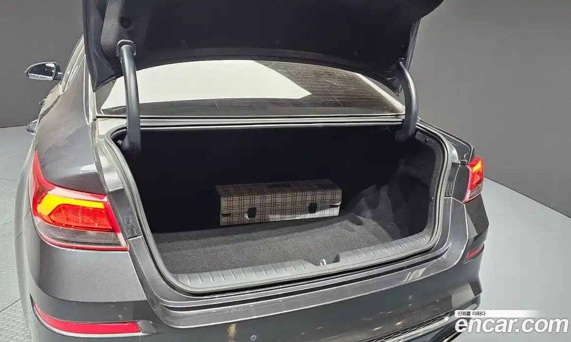 Kia K5 2019 2.0 Автомат в Москве № 14089, фото 20