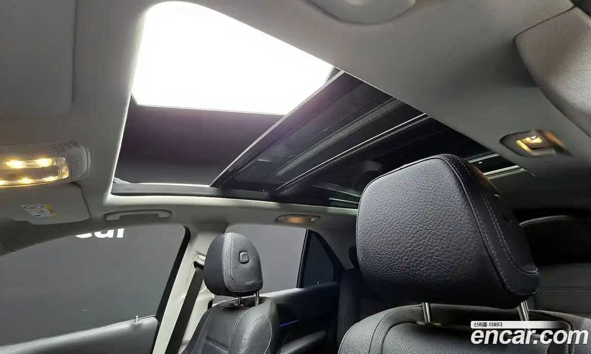 Mercedes-Benz GLE-Class 2023 3.0 Автомат в Москве № 141828, фото 19