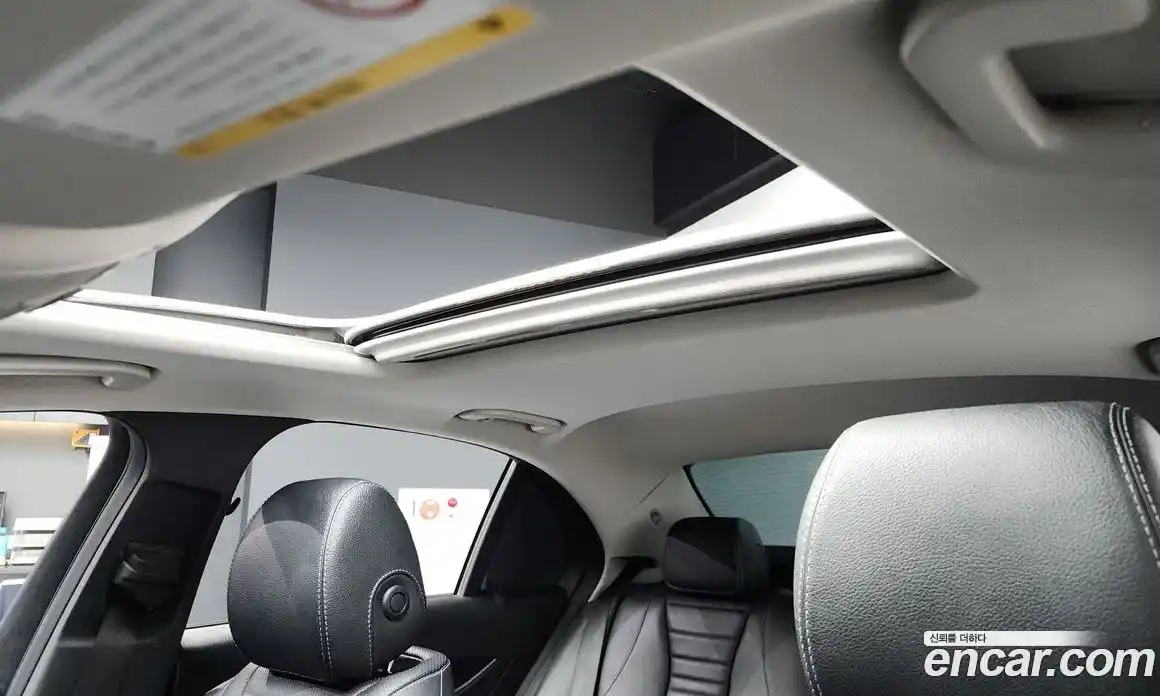 Mercedes-Benz E-Class 2018 2.0 Автомат в Москве № 142193, фото 17