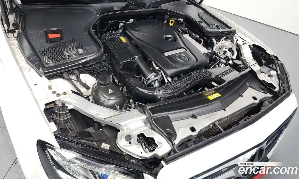 Mercedes-Benz E-Class 2018 2.0 Автомат в Москве № 142193, фото 6