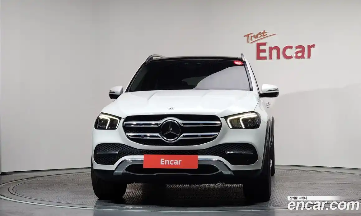 Mercedes-Benz GLE-Class 2022 2.0 Автомат в Москве № 143513, фото 3